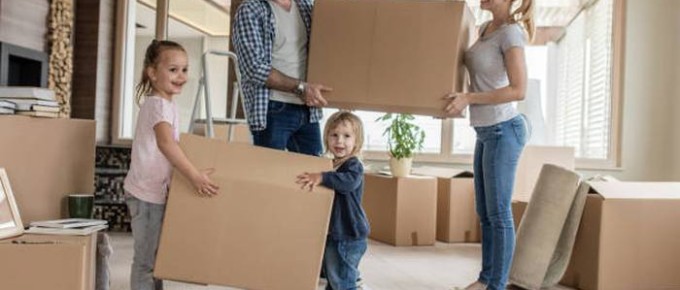 moving-house-family
