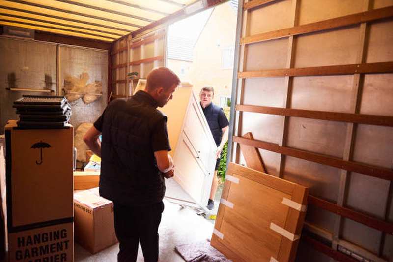 moving-company-professional-movers