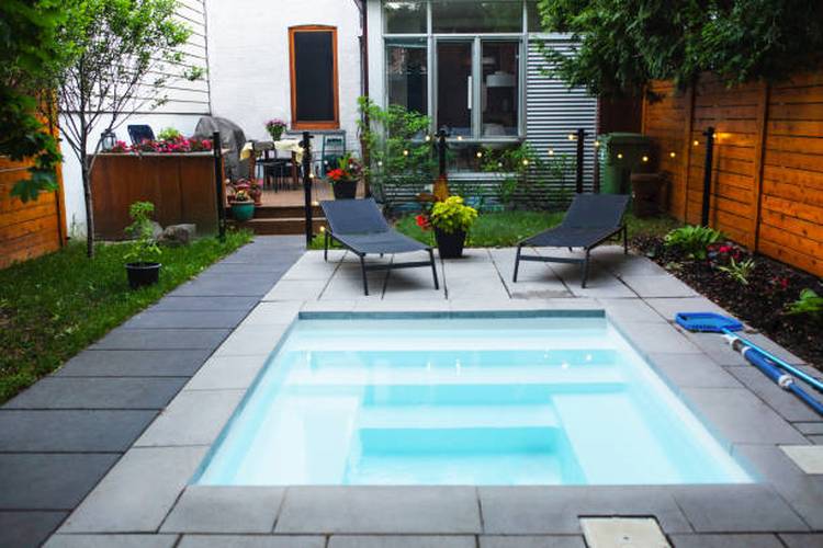 backyard-garden-pool improve the backyard