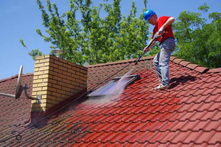 house-roof-cleaning